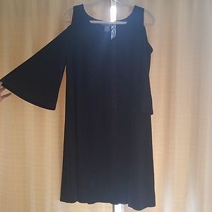 Cold shoulder never worn